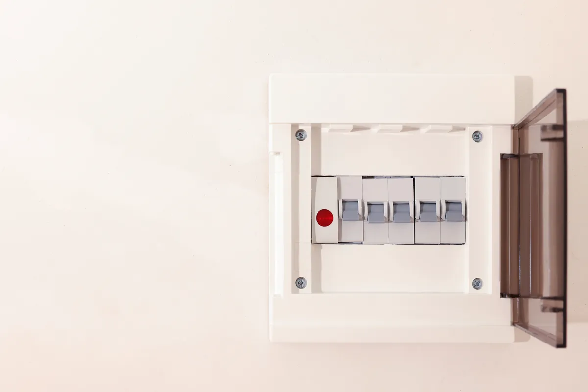 Prémium világítás és VBF villamos felülvizsgálat | Smart Electric Hungary